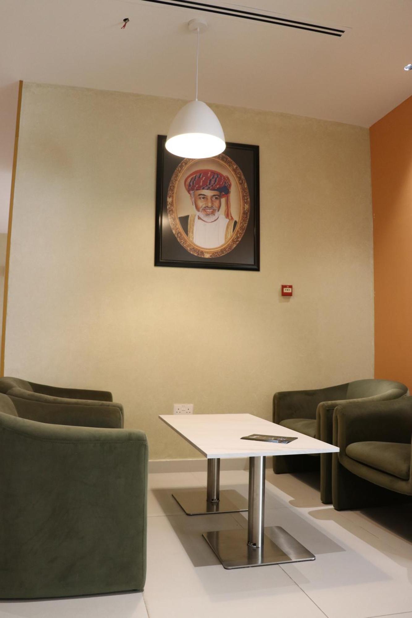 Jarzez Hotel Apartments Al Hail Seeb Eksteriør billede