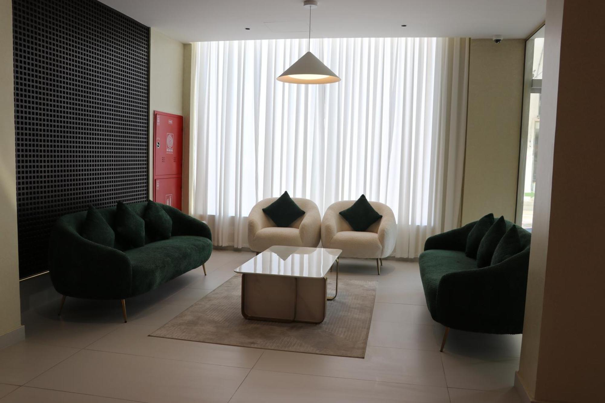 Jarzez Hotel Apartments Al Hail Seeb Eksteriør billede