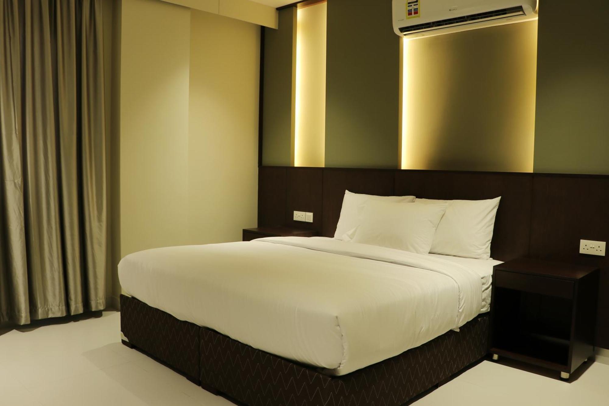 Jarzez Hotel Apartments Al Hail Seeb Eksteriør billede