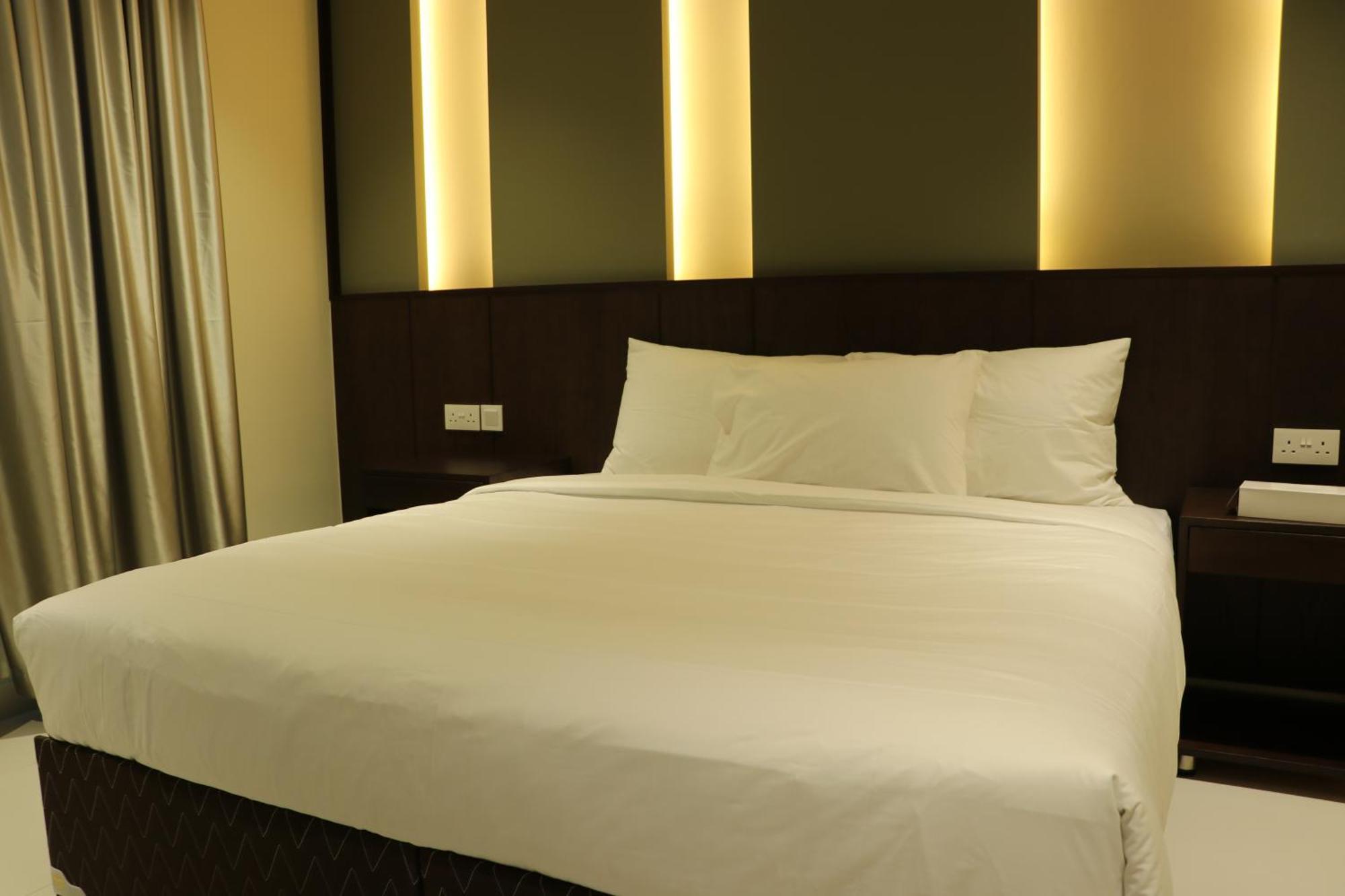 Jarzez Hotel Apartments Al Hail Seeb Eksteriør billede