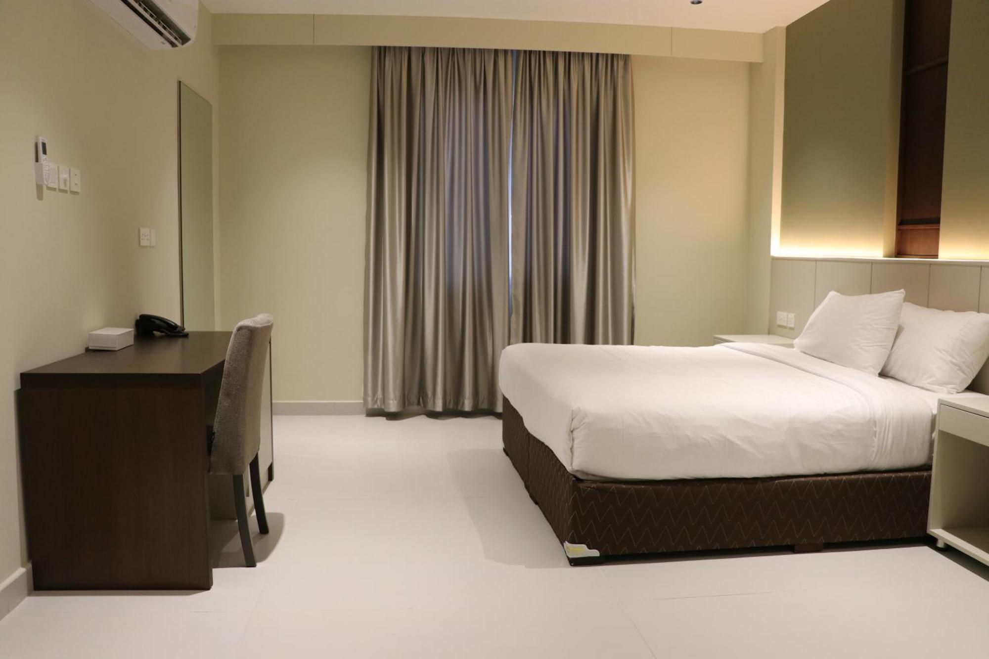 Jarzez Hotel Apartments Al Hail Seeb Eksteriør billede