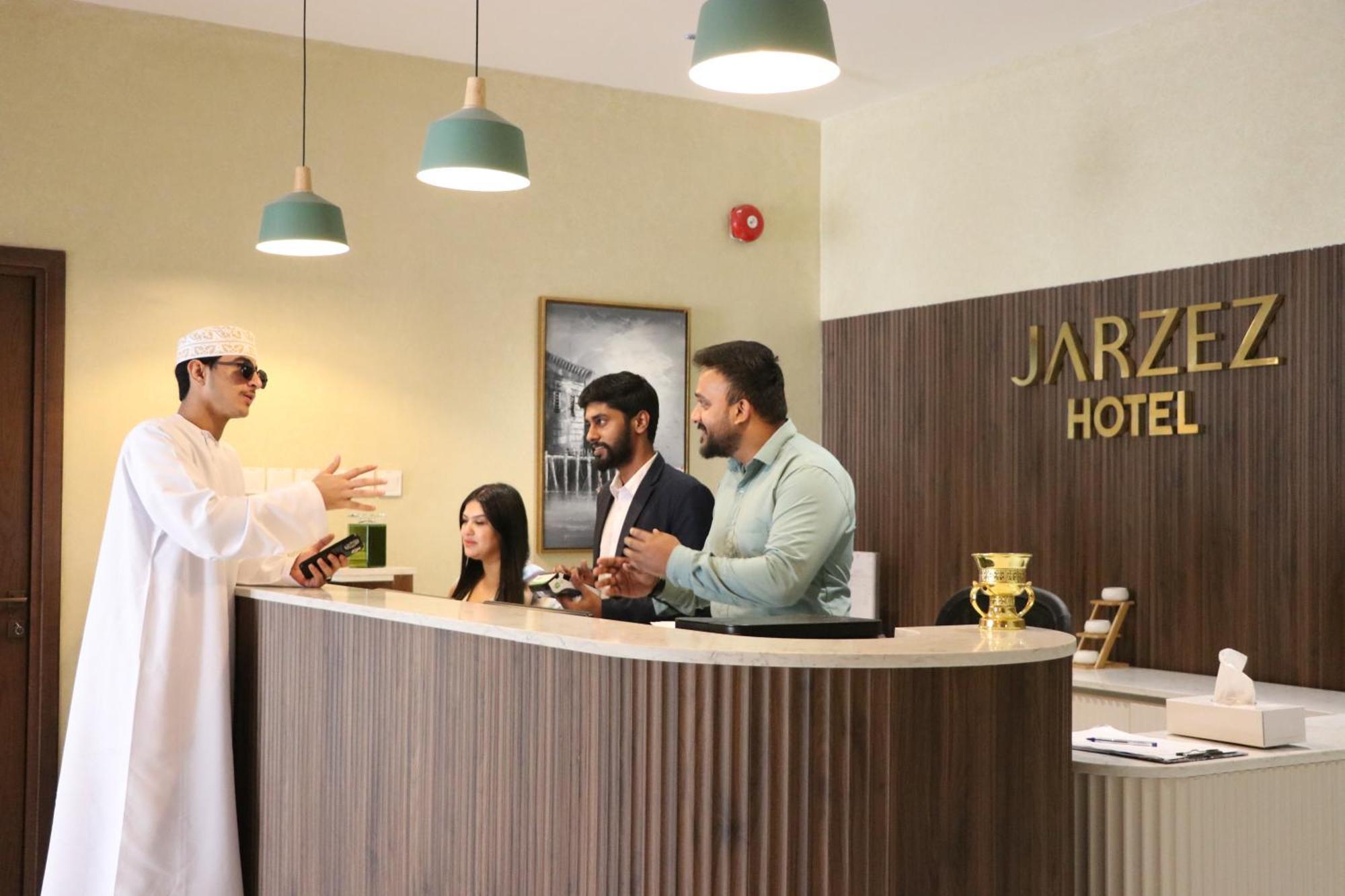 Jarzez Hotel Apartments Al Hail Seeb Eksteriør billede